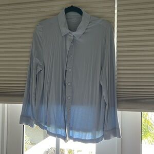 Cozy Earth light blue shirt size medium Bamboo Collared Long Sleeve Button Down